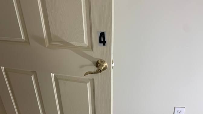 Alcove Rooms's room