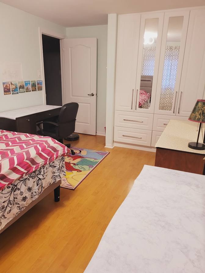 Chloe's room