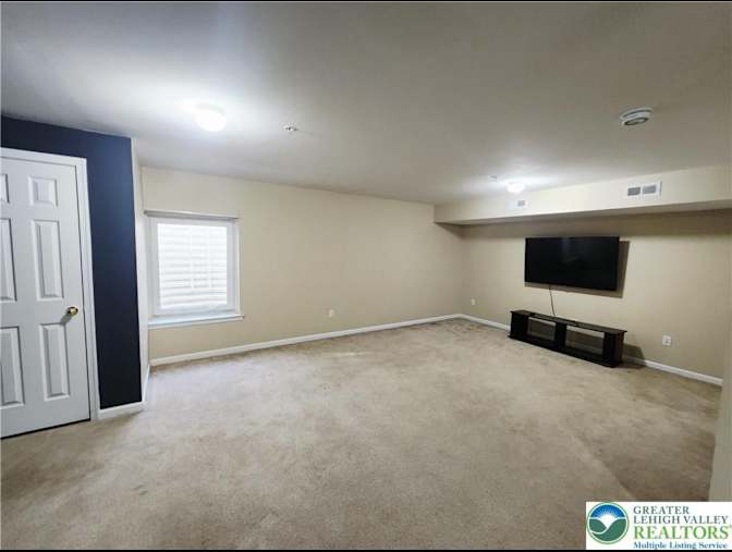 Aaryan Solkar's room