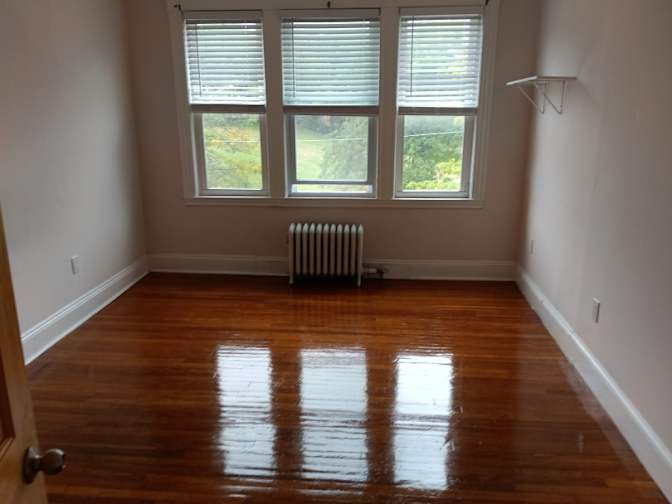 kelly's room