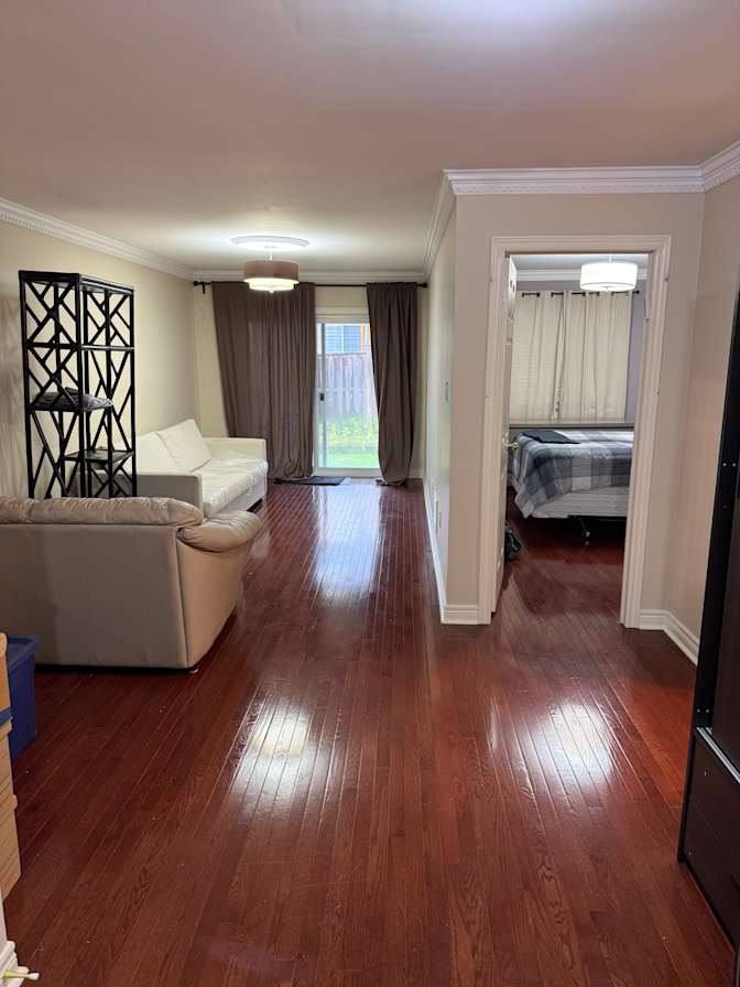 Ken's room