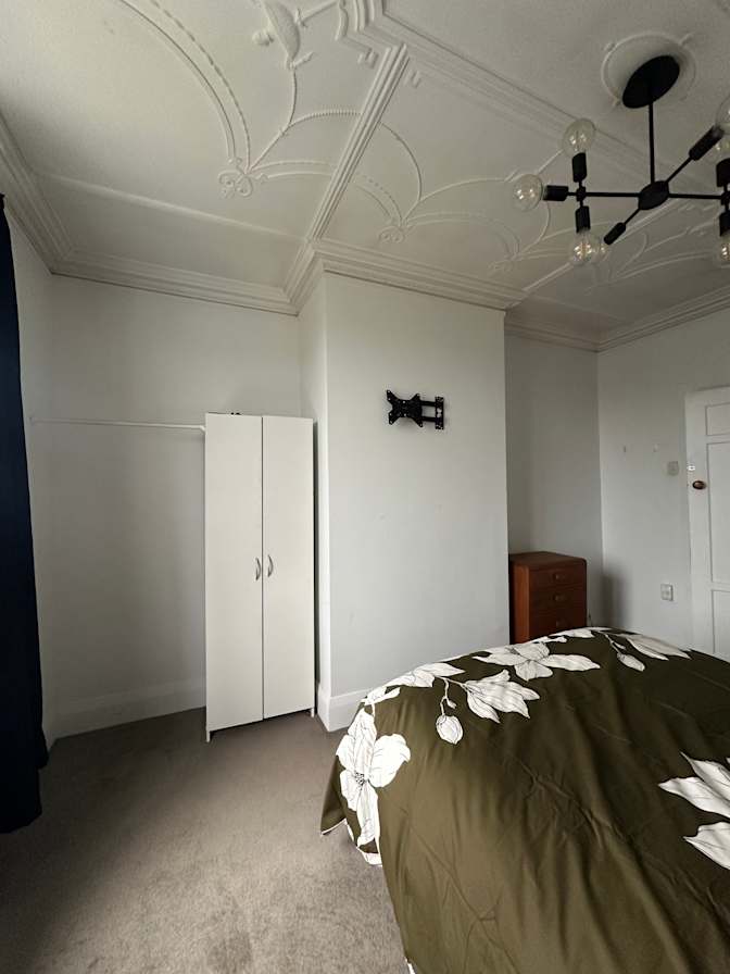Ella Flynn's room