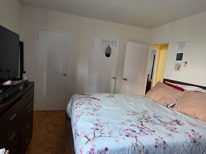 Alexis's room