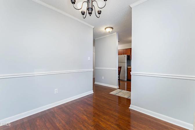 Alcove Rooms's room