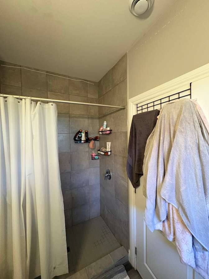 Isabella smith's room