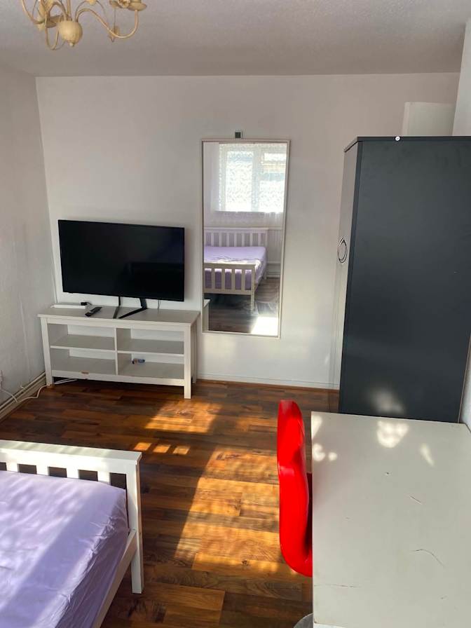 Pepe's room