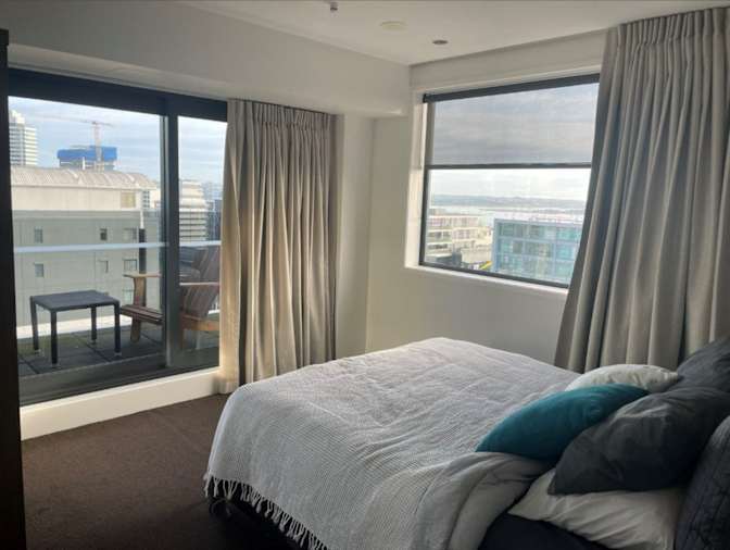 Gloria Luo's room
