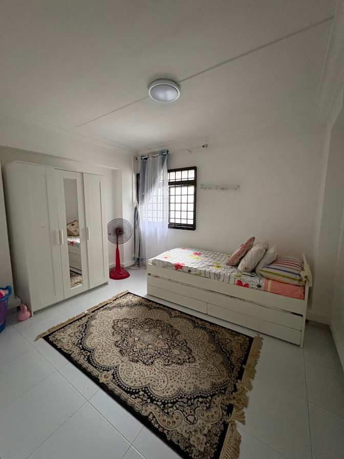Juwita's room