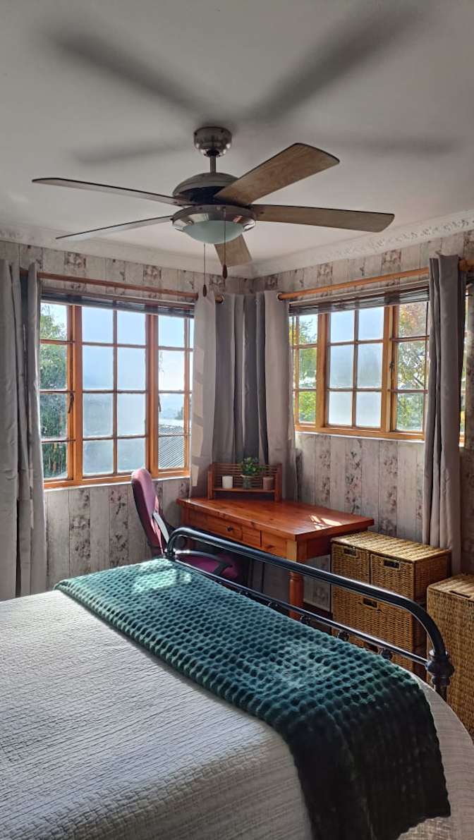 Lisa's room