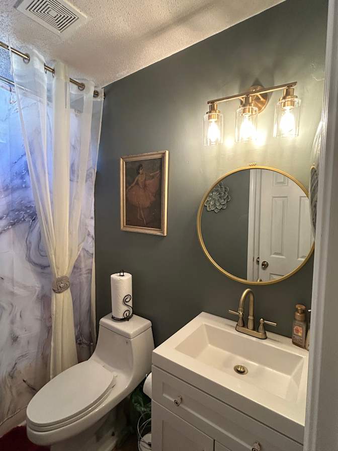 Shonnatha Peters's room