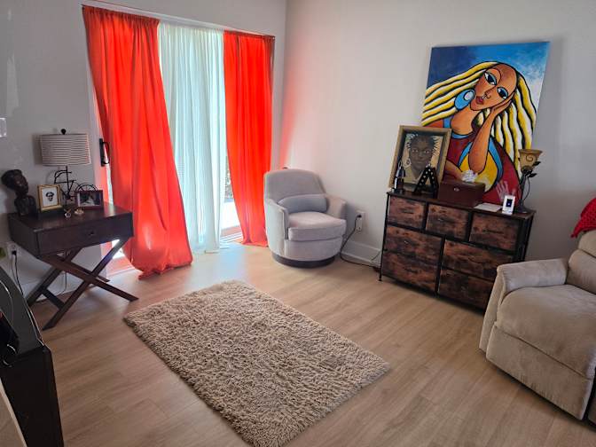 CHEMAYE's room