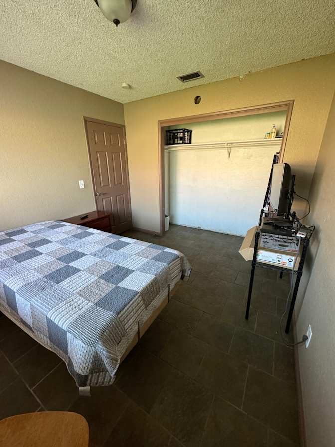 Jose's room