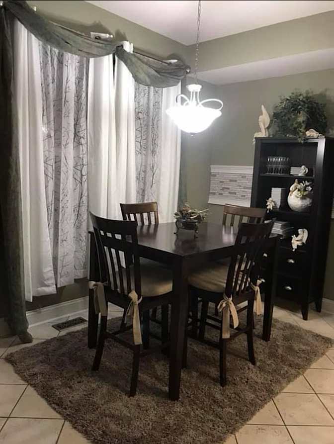 Grizel's room