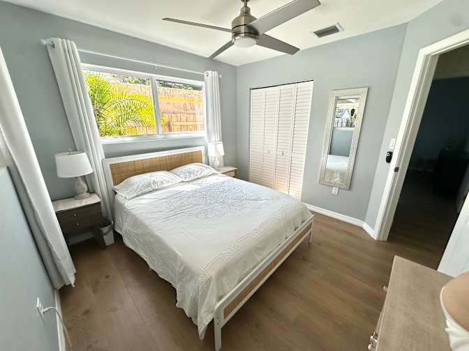 Caroline's room
