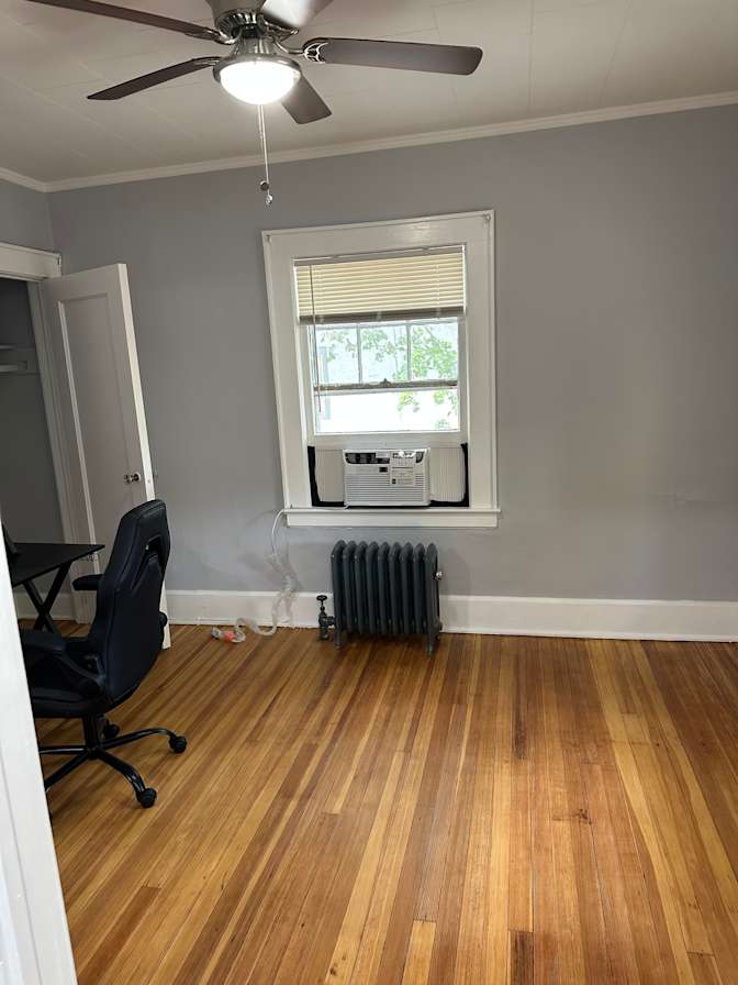 Ron's room