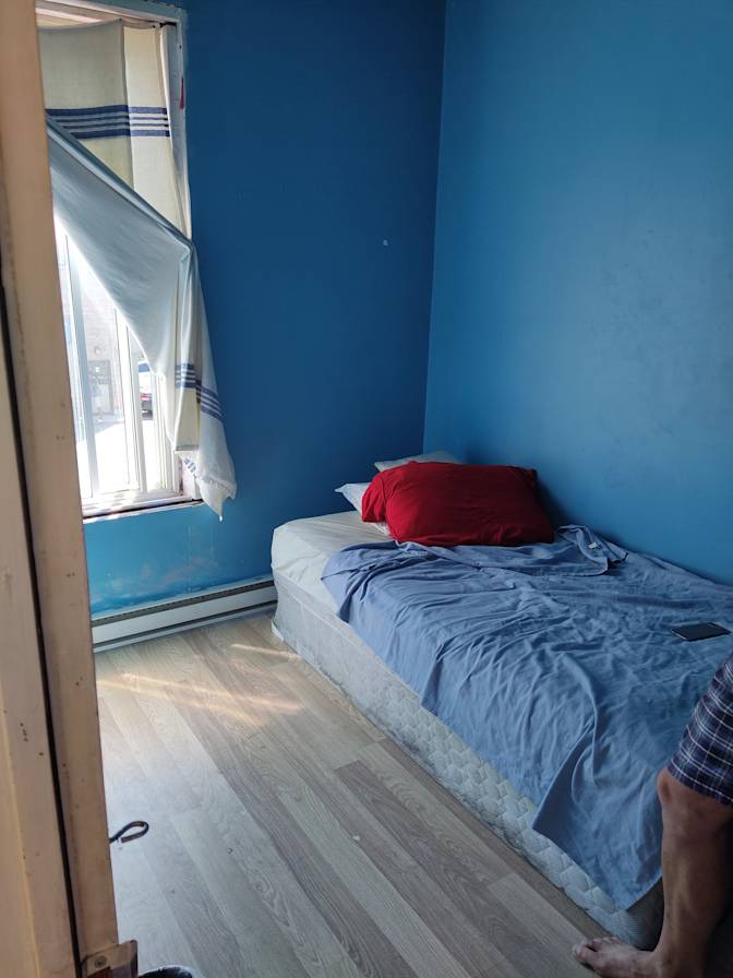 Thomas McConnell's room