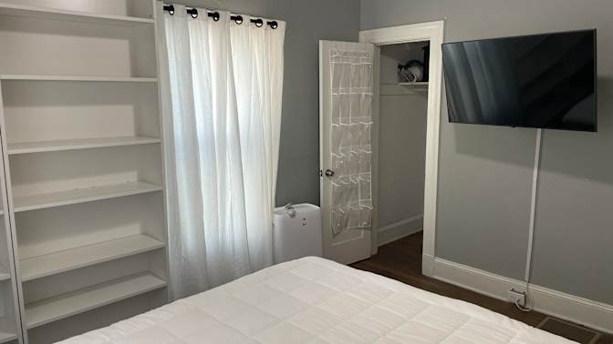 Lindsay's room