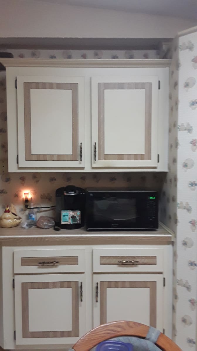 EVELYN's room