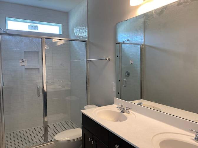 Alcove Rooms's room