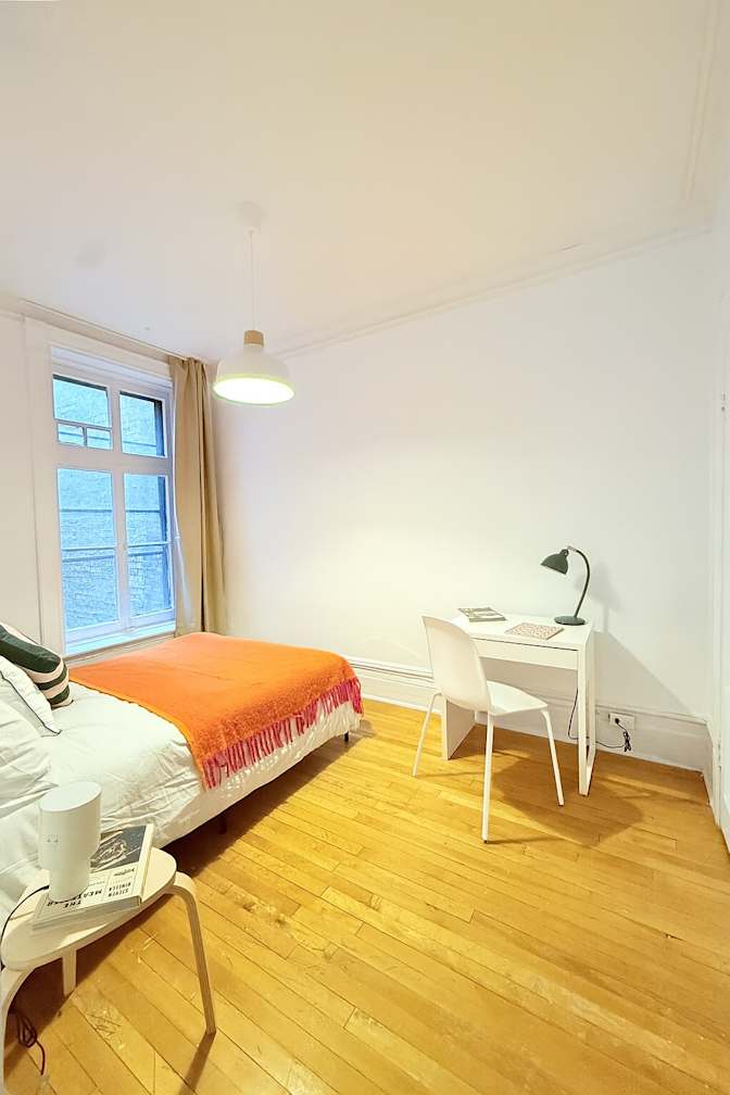 HelloMontreal's room