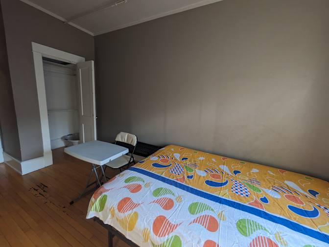Andrea's room