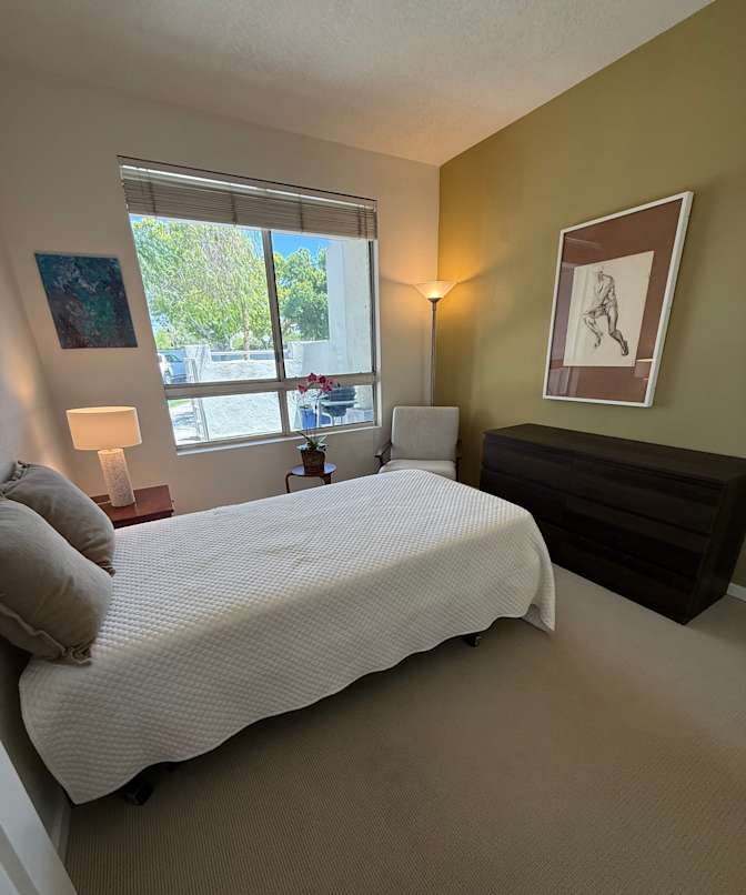 gary's room