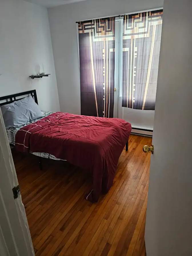 Max's room