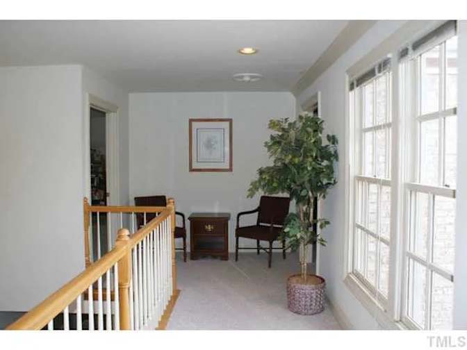 Alcove Rooms's room