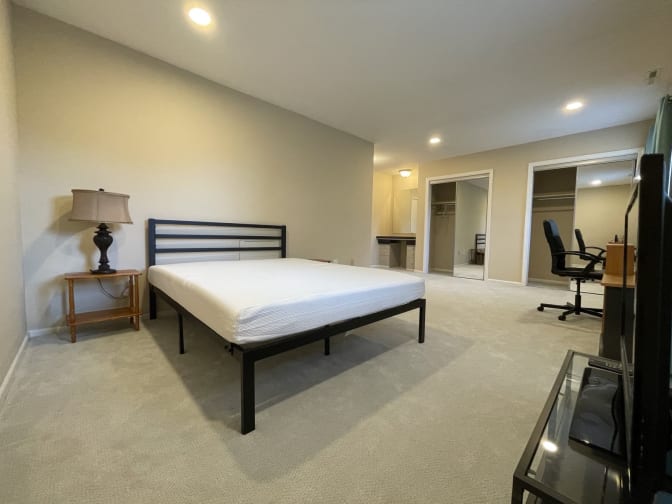 Al's room