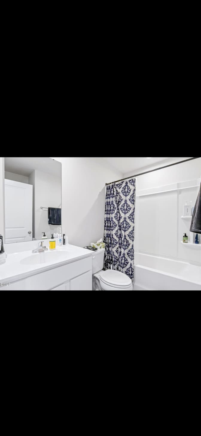 Jasmine's room