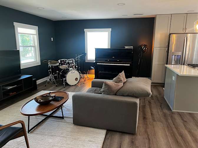 Kelly's room