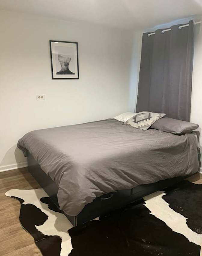 Sara's room