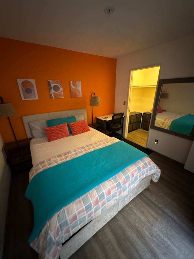 R's room