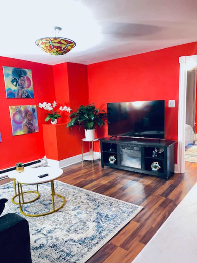 Tina Ramone's room