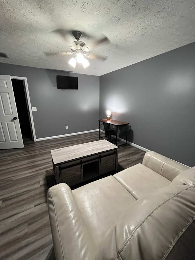 Desmond's room