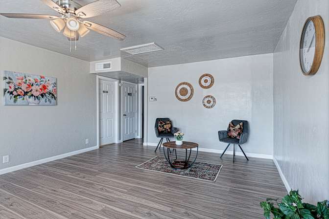 Ventures Rentals's room