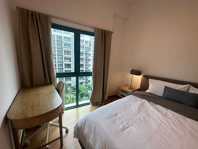 Hei Homes's room