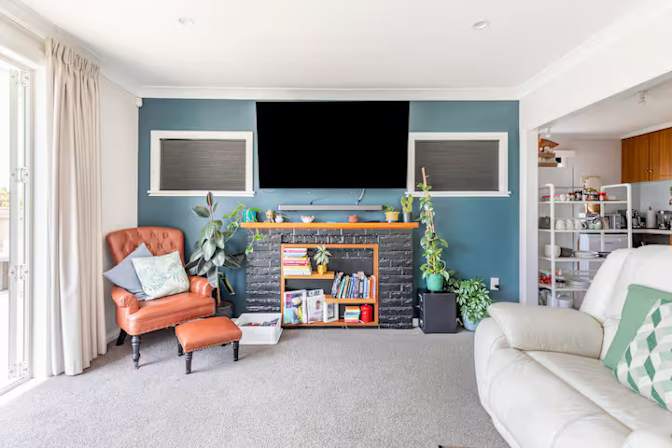 Latham Lockwood's room