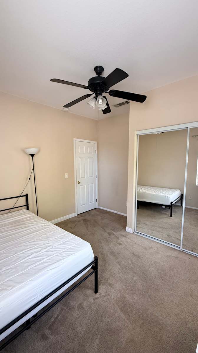Edisson's room