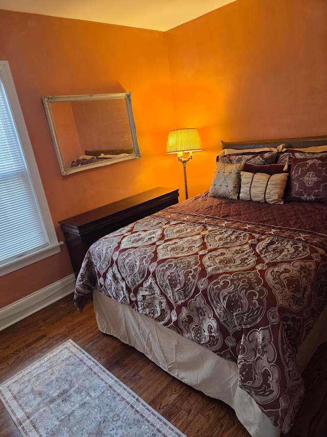 Traci's room