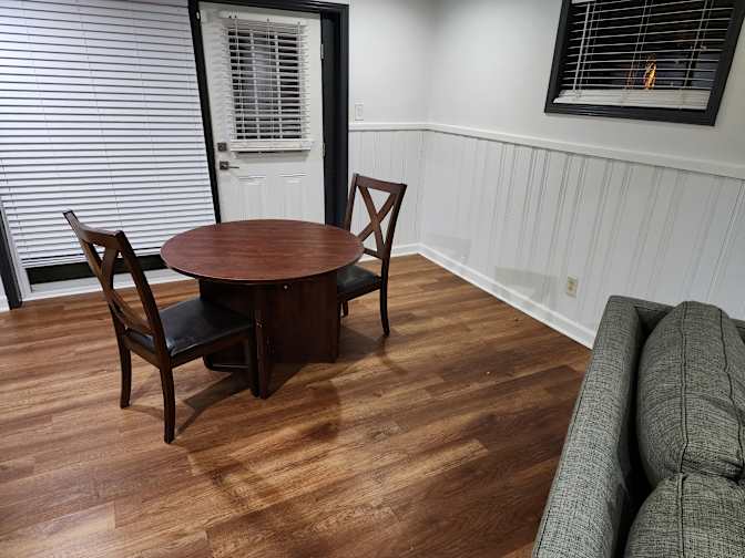 CL&C Property Management and Consulting's room
