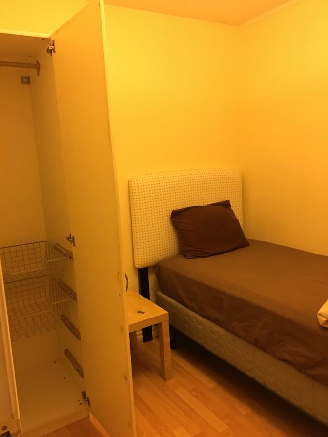 Max's room