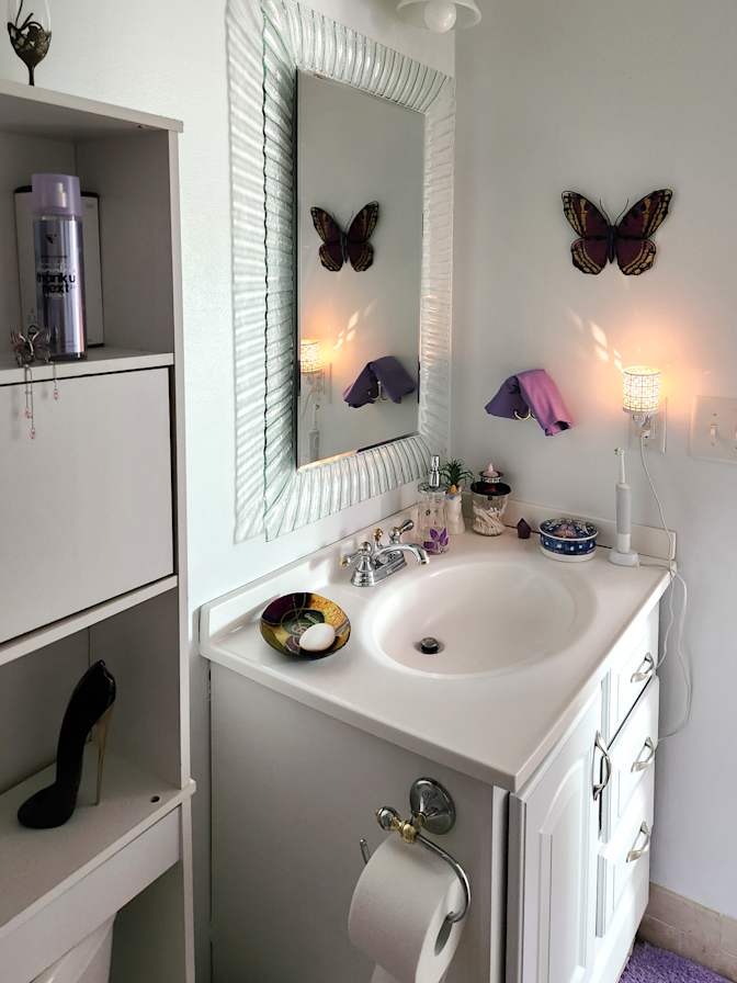 Flory's room