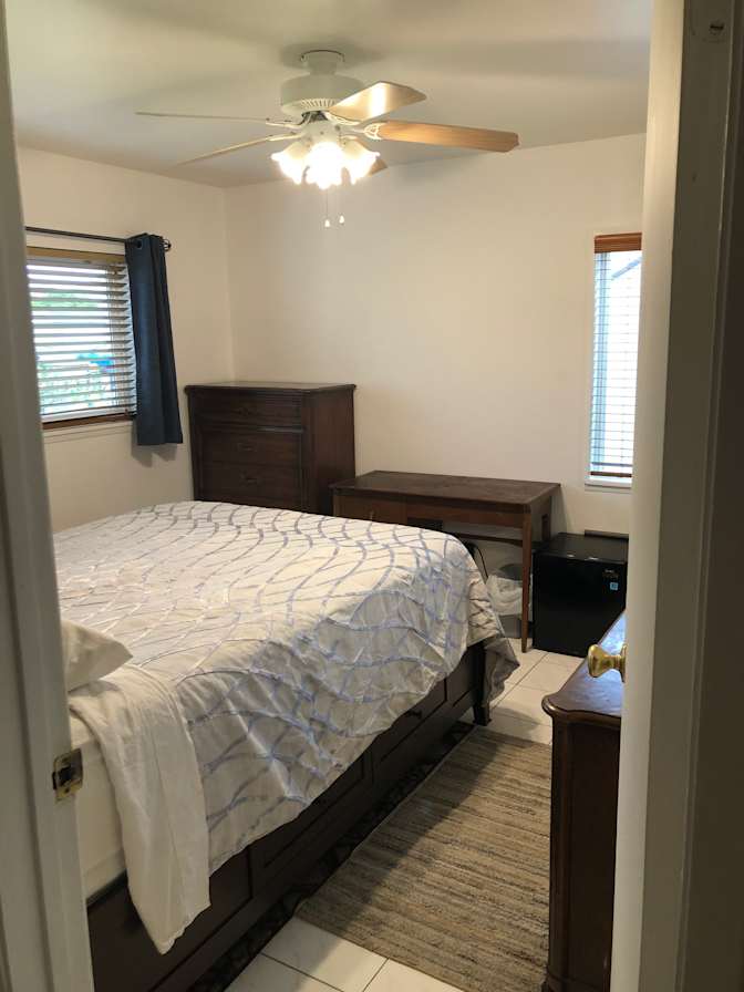 Jen's room