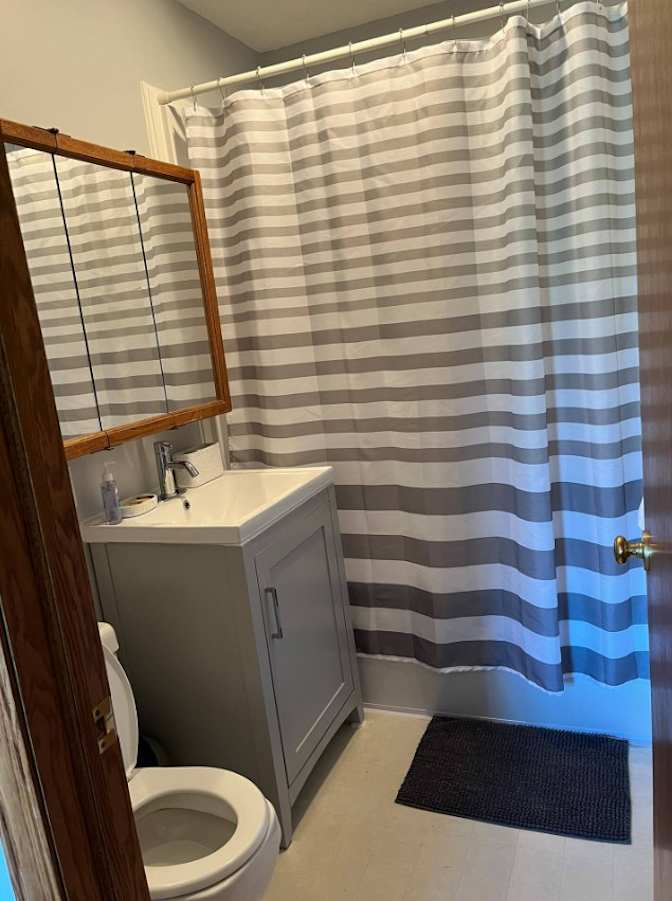 Caroline's room