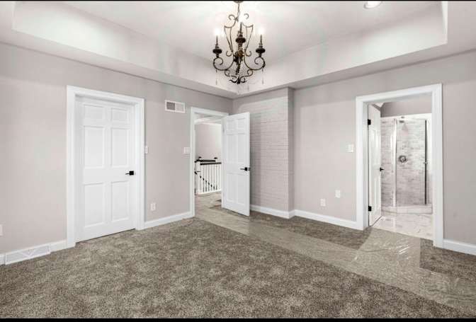 Mona's room
