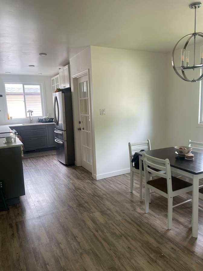 Meghan Lyons's room