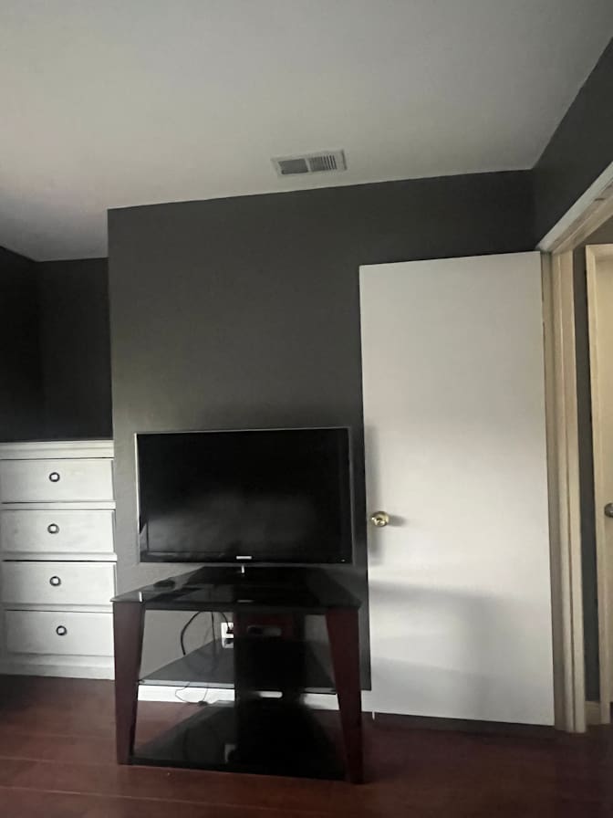 Jp Monroe's room