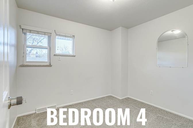 HomeCrew's room