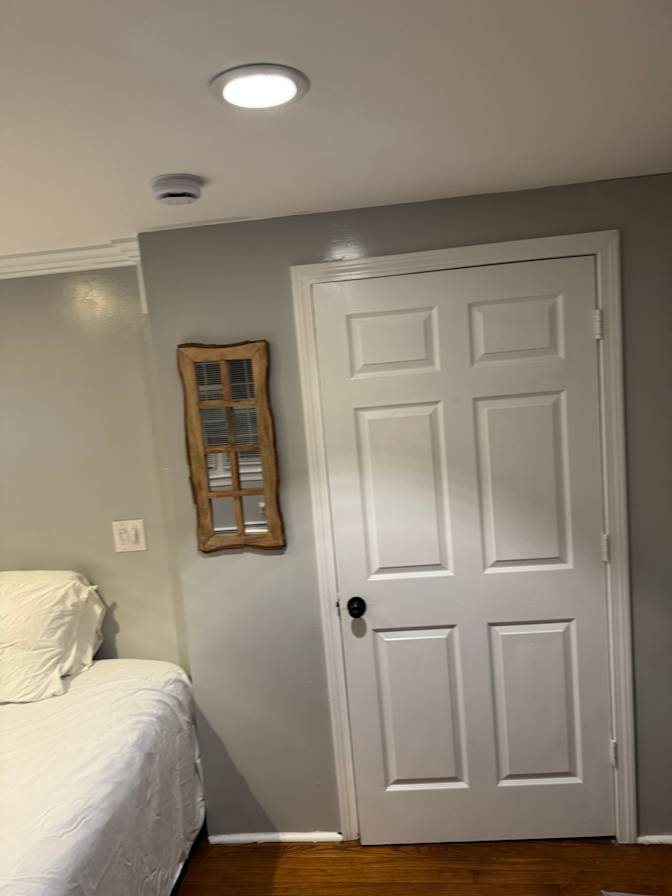 Howard's room